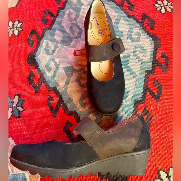 Waldlaufer Luftpolster Mary Janes - Picture 1 of 7